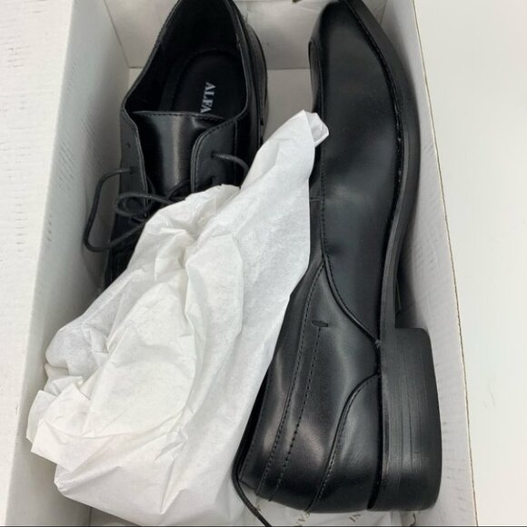 Alfani Men's Sheldon Moc-Toe Oxfords,Men's Shoes - Picture 13 of 13